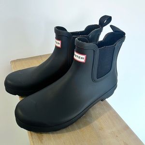 Hunter Women's Original Chelsea Rain Boot- size  US 10 /UK 8 /EU 42